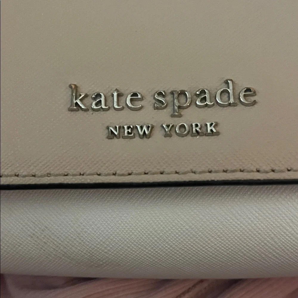 Kate Spade Ivory Crossbody Bag - Picture 2 of 5